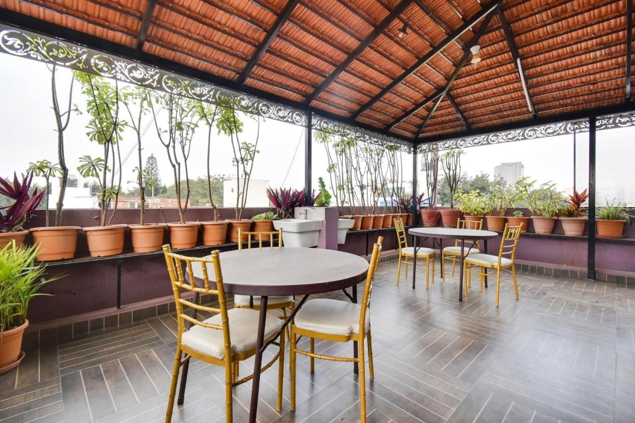Oyo Flagship 76298 Prime Suites Bangalore Exterior foto